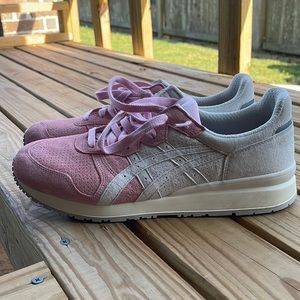 SNEAKERS ONITSUKA TIGER
Tiger Ally D701L Parfait Pink/Vaporous Grey 2090 sz 13